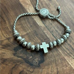 Jai John Hardy Adjustable Silver Beaded Box Bracelet with Hammered Cross Charm